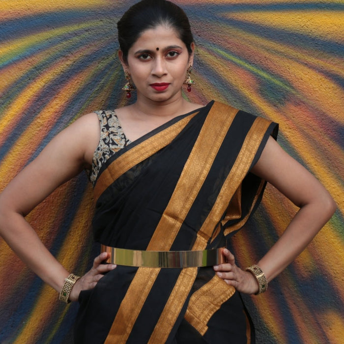 How to wear a saree with a belt - Seven Sarees