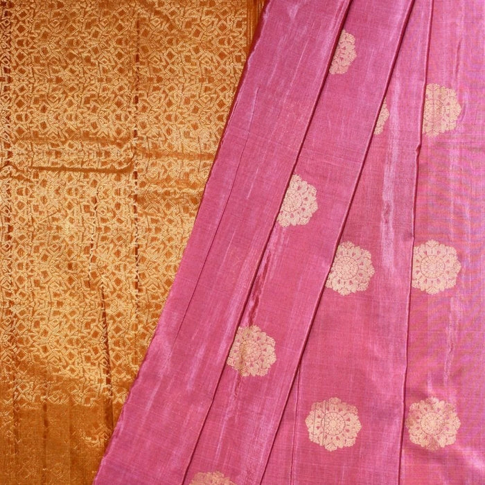 Saree vs Half Saree: Which Occasion Suits Which Better? - Seven Sarees