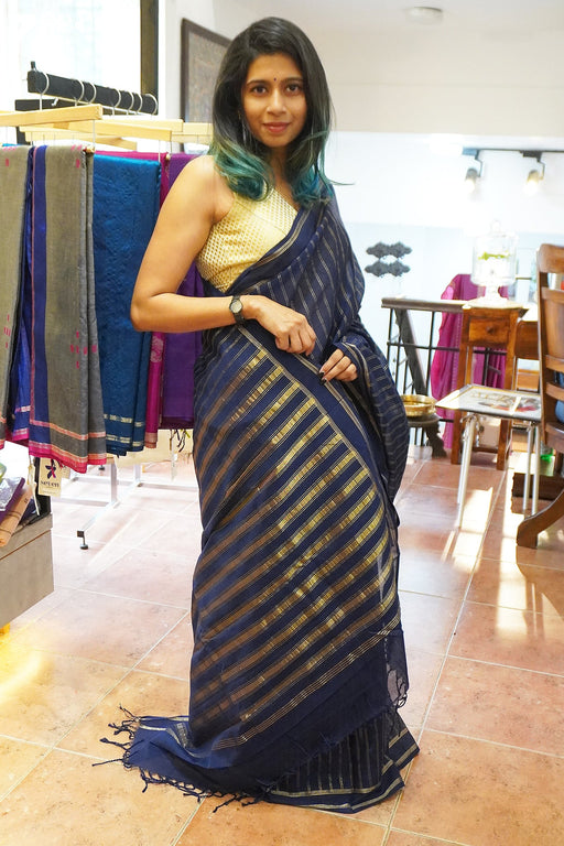 Arya Signature Seven Handloom Navy Blue Bangalore Pure Cotton Saree - Seven Sarees - Saree - Seven Sarees