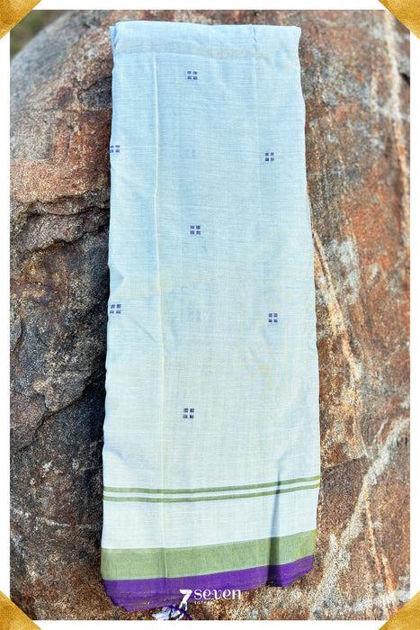 Karibevu Signature Seven Handloom Green Bangalore Vegan Silk Saree - Seven Sarees - Saree - Seven Sarees