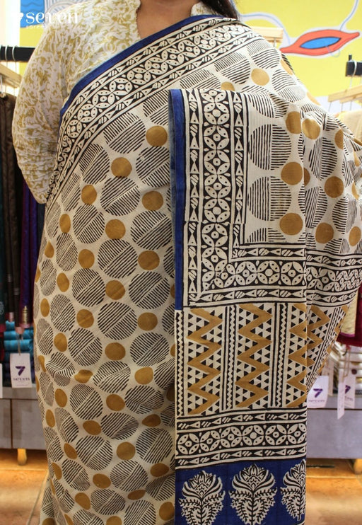 Megha Jaipur Off White Hand Block Printed 100% Cotton Saree - Seven Sarees - Saree - Seven Sarees