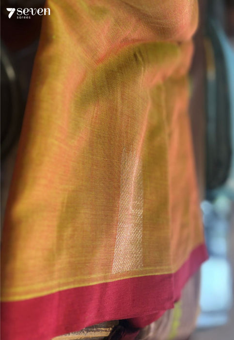 Saanvi Signature Seven Handloom Red - Green Bangalore Pure Cotton Saree - Seven Sarees - Saree - Seven Sarees
