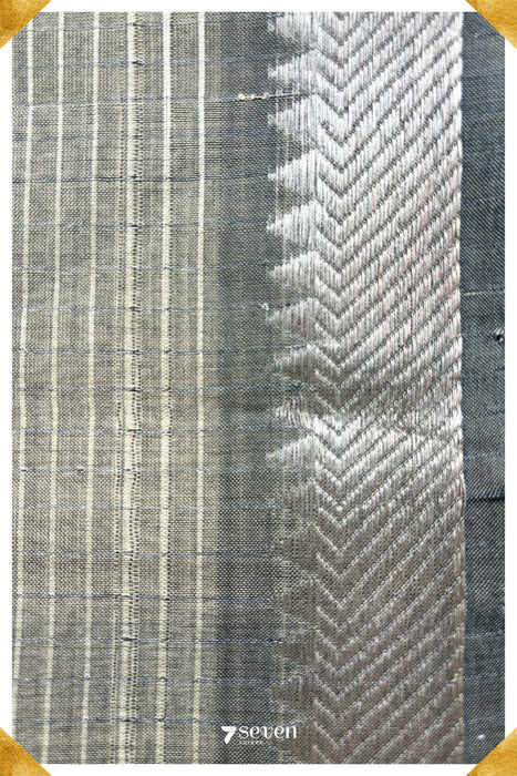 Sanjana Mangalagiri Handloom Grey Pure Silk - Cotton Checks Saree - Seven Sarees - Saree - Seven Sarees