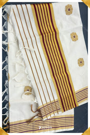 Swarnamalya - Eight Petals Pallu Signature Seven Handloom Off - White Kerala Cotton Saree - Seven Sarees - Saree - Seven Sarees