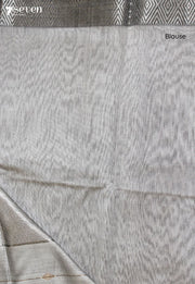 Tanushri Maheshwari Handloom Silver Silk Cotton Saree - Seven Sarees - Seven Sarees