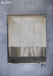 Tanushri Maheshwari Handloom Silver Silk Cotton Saree - Seven Sarees - Seven Sarees