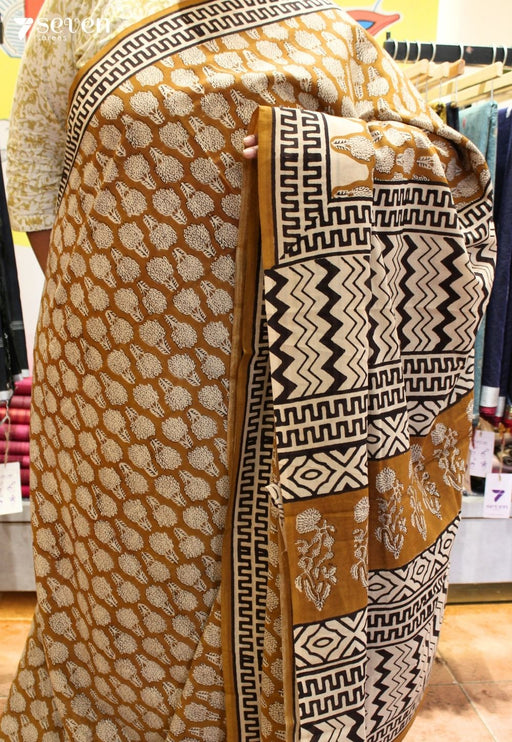 Tarang Jaipur Off White Hand Block Printed 100% Cotton Saree - Seven Sarees - Saree - Seven Sarees