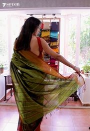 Velvet Meadows Signature Seven Handloom Green Bangalore Vegan Silk Saree - Seven Sarees - Saree - Seven Sarees