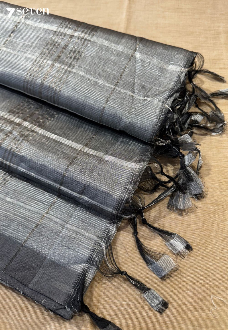 Vibhuti Mangalagiri Handloom Grey Vegan Silk Saree with checks - Seven Sarees - Saree - Seven Sarees