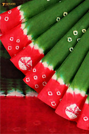 I Spies Madurai Red and Green Pure Cotton Sungudi Saree - Seven Sarees - Saree - Seven Sarees