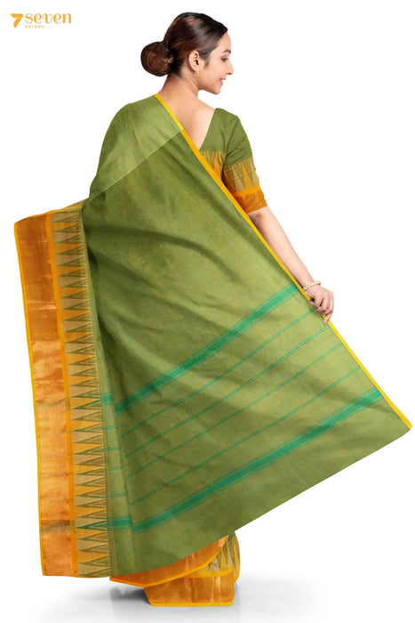 Buy 5 Indian Wedding Sarees That Brides Desperately Want - Ethnic Plus