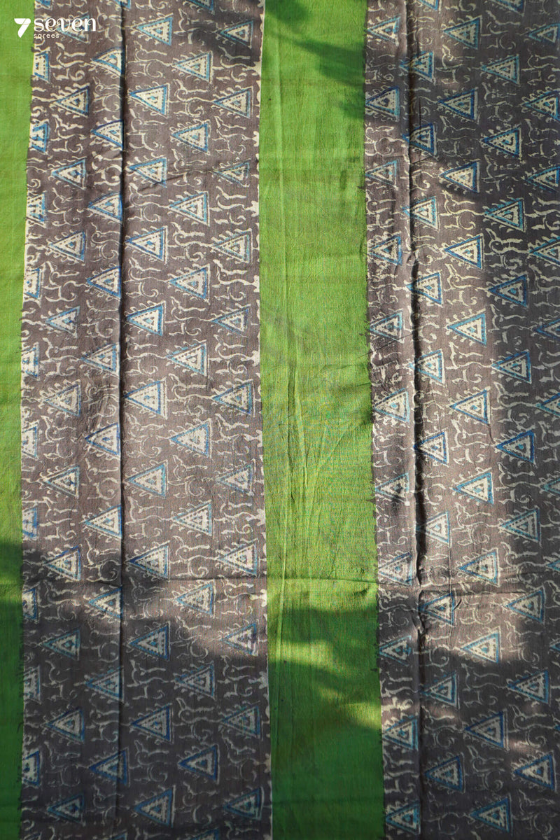 Pattukochi Hand Block Kalamkari 100% Soft Cotton Light Green Saree (Handloom) - Seven Sarees - Saree - Seven Sarees