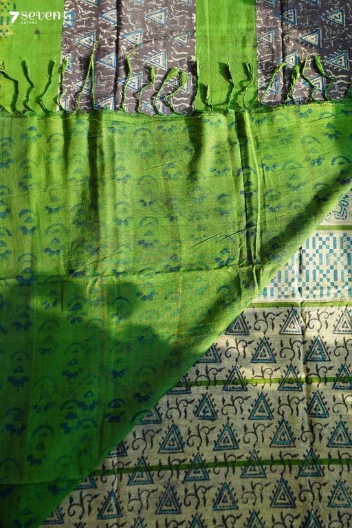 Pattukochi Hand Block Kalamkari 100% Soft Cotton Light Green Saree (Handloom) - Seven Sarees - Saree - Seven Sarees