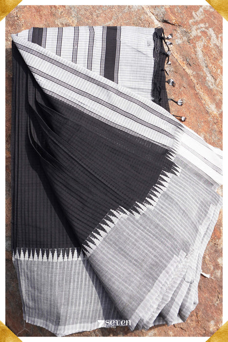 Prajna Mangalagiri Handloom Black/White Pure Cotton Saree - Seven Sarees - Saree - Seven Sarees