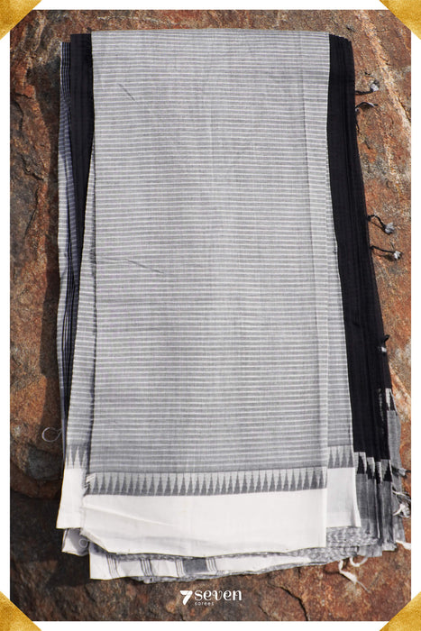 Prajna Mangalagiri Handloom Black/White Pure Cotton Saree - Seven Sarees - Saree - Seven Sarees