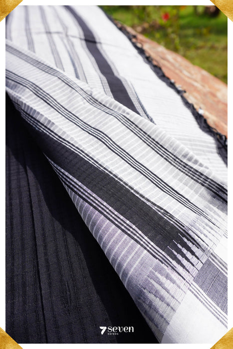 Prajna Mangalagiri Handloom Black/White Pure Cotton Saree - Seven Sarees - Saree - Seven Sarees