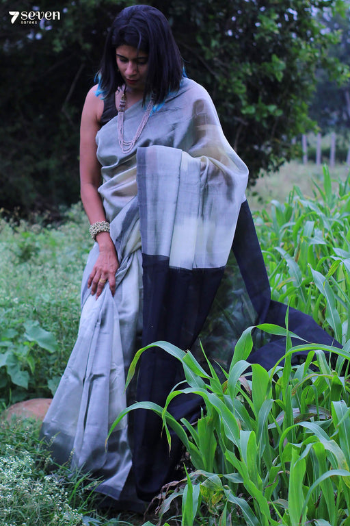 Pushpa Ivory-Black Mangalagiri Handloom Silk Cotton Saree - Seven Sarees - Saree - Seven Sarees