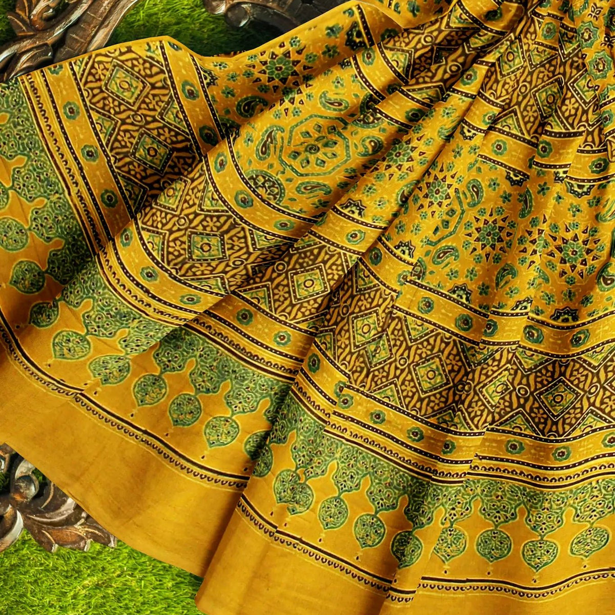 Ajrakh Printed Bandhani Gajji Silk Saree 10059605 – Avishya.com