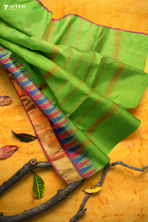 Vethilai Paaku Madurai Green Pure Cotton Saree - Seven Sarees - Saree - Seven Sarees